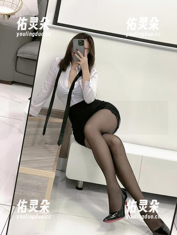 陈大小姐 微密圈 - 美图中的幻想,陈大小姐吊带黑丝袜资源大揭秘!
