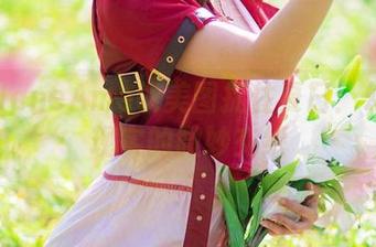 雨波HaneAme以美图捉住夏日：幻想与现实的微妙交织