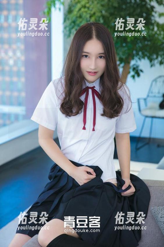 青豆客 - 这图库里的谭晓彤，清纯得像是广告里的女生！不过...